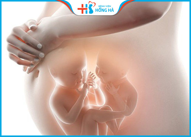 Nguy cơ mang đa thai nguy hiểm cho cả mẹ và bé