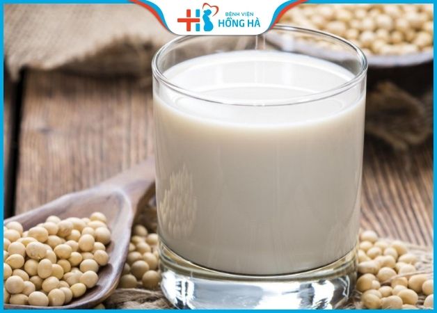 Nên bổ sung sữa đậu nành trong chế độ ăn uống trước khi làm IVF
