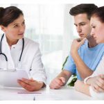 Thụ tinh nhân tạo không cần giấy kết hôn có đúng không?