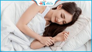 Nâng ngực sau bao lâu được nằm nghiêng? 11 lưu ý cần biết sau làm ngực