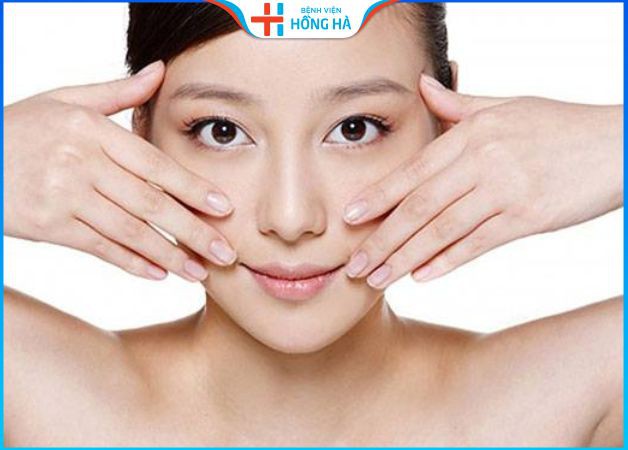 Theo chuyên gia thẩm mỹ, nên thực hiện căng da mặt bằng chỉ collagen