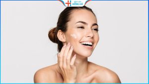 Hút mỡ mặt hết bao nhiêu tiền? Có nên thực hiện hút mỡ mặt không?