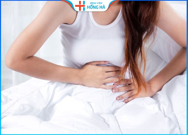Đau bụng kinh dữ dội là triệu chứng nhận biết của lạc nội mạc tử cung