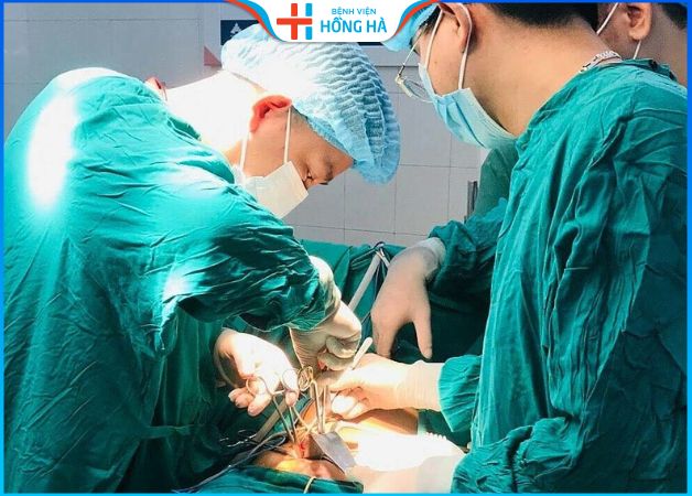 Phẫu thuật cắt bỏ tinh hoàn có tác dụng làm chậm hoặc ngăn chặn ung thư phát triển, lây lan