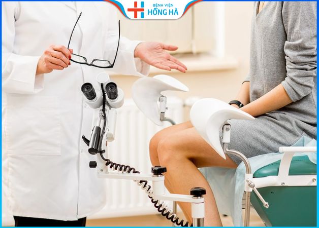 Viêm lộ tuyến: Những điều cần biết về nguy cơ và biến chứng