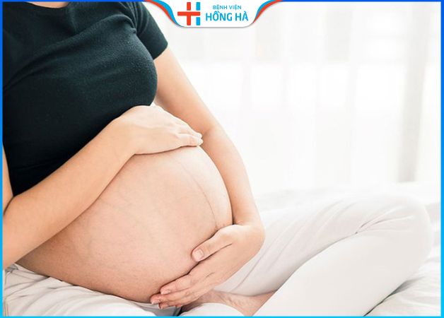 Viêm lộ tuyến khi có bầu khiến thai phụ phải đối mặt với các biến chứng nguy hiểm