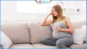 Bà bầu bị đau mắt đỏ nguy hiểm không? Cách chữa an toàn nhất